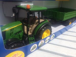 BRUDER mini traktorius John Deere 5515M, 02108