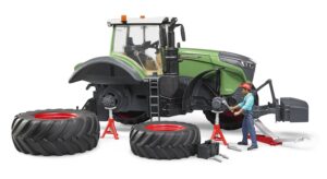 BRUDER FENDT 1050 VARIO su mechanine ir dirbtuvių įranga, 04041